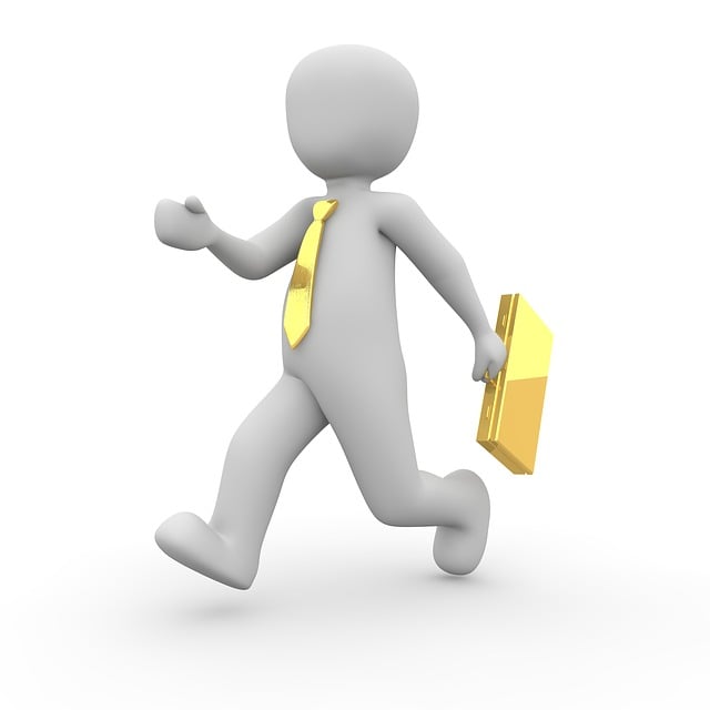 businessman-1026415_640
